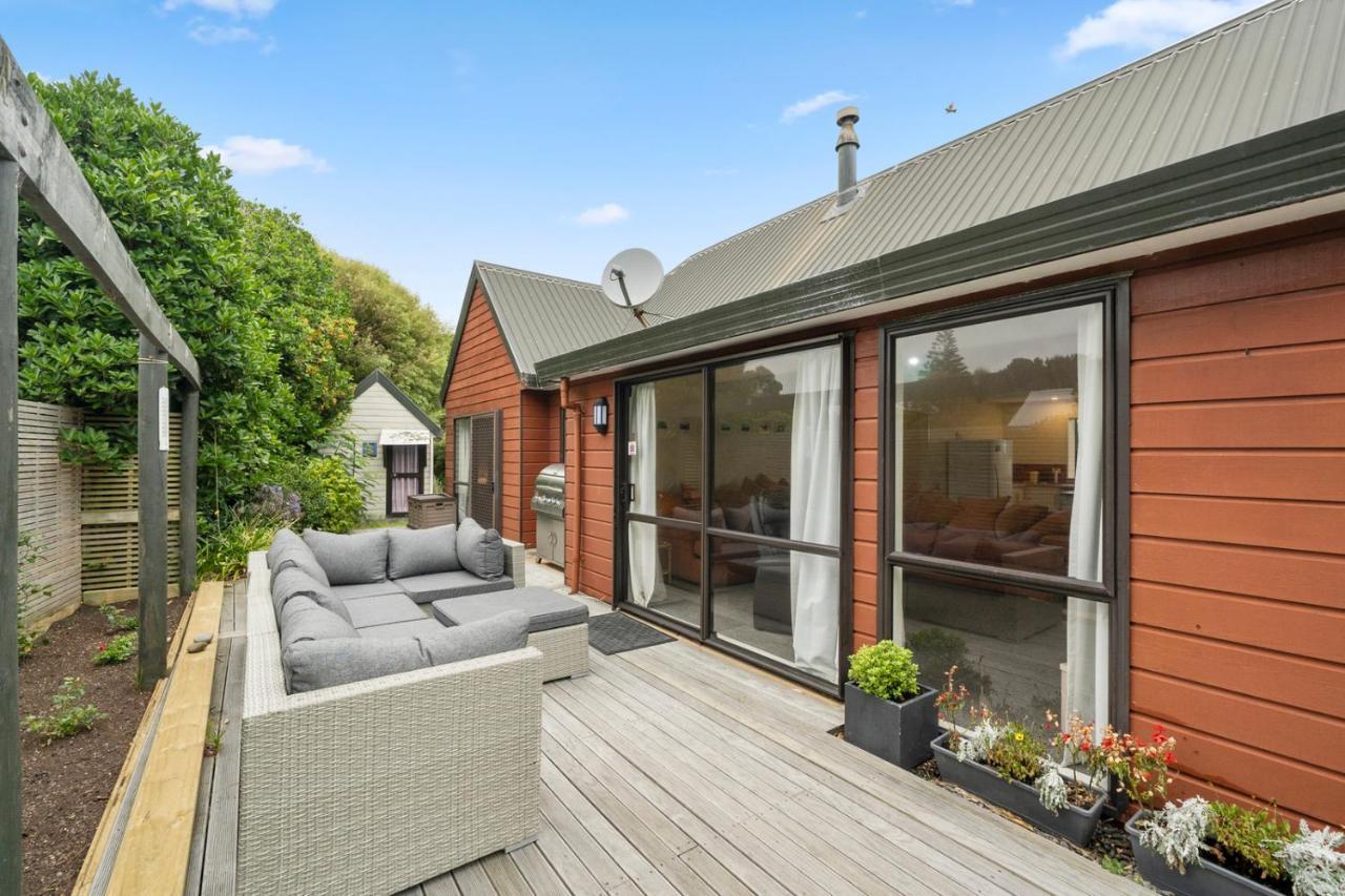 Wharerata - Otaki Beach Holiday Home 外观 照片