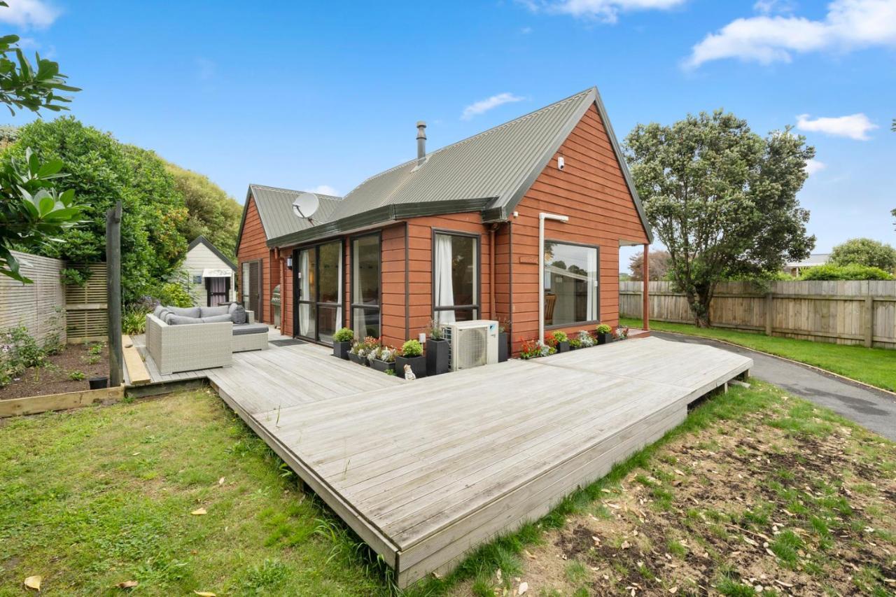 Wharerata - Otaki Beach Holiday Home 外观 照片