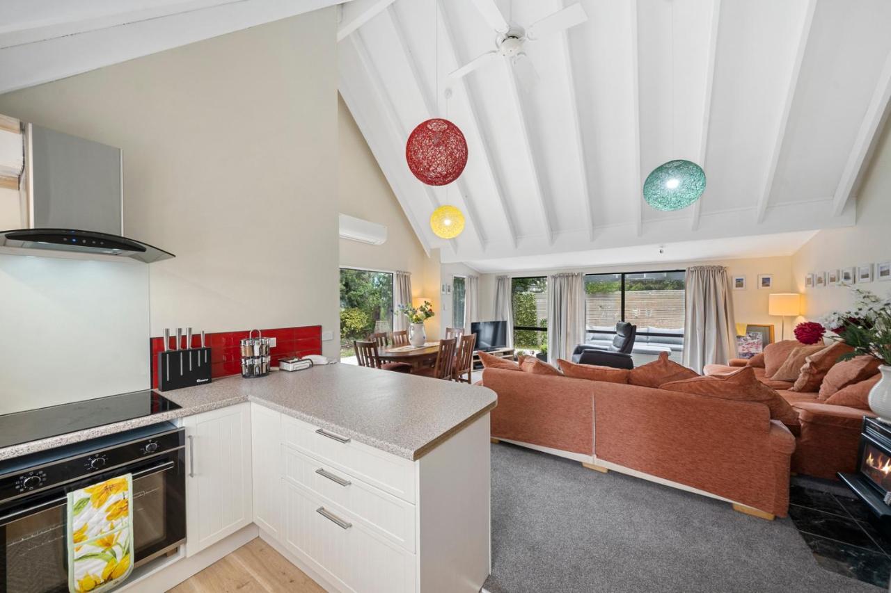 Wharerata - Otaki Beach Holiday Home 外观 照片